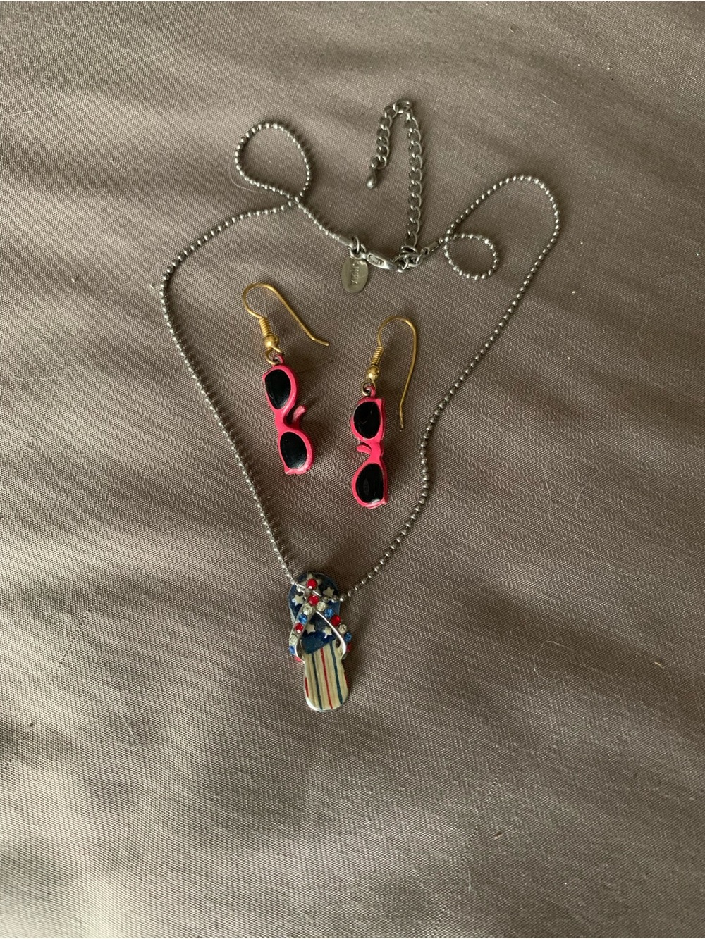 Cookie Lee Pink Sunglasses Earrings and Multicolor Flip-Flop Necklace